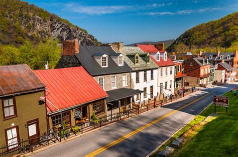 towns in west virginia|16 Charming Small Towns in West Virginia (+ Things to .